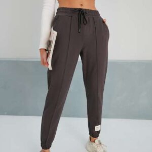 Jogger trenerke s lastikom i džepovima